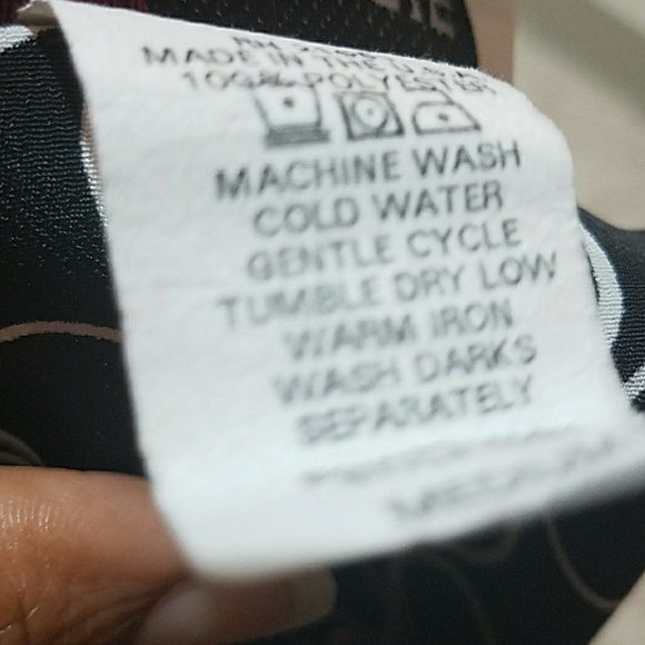 Maggie Sweet Black and white sleeveless top - Picture 6 of 6